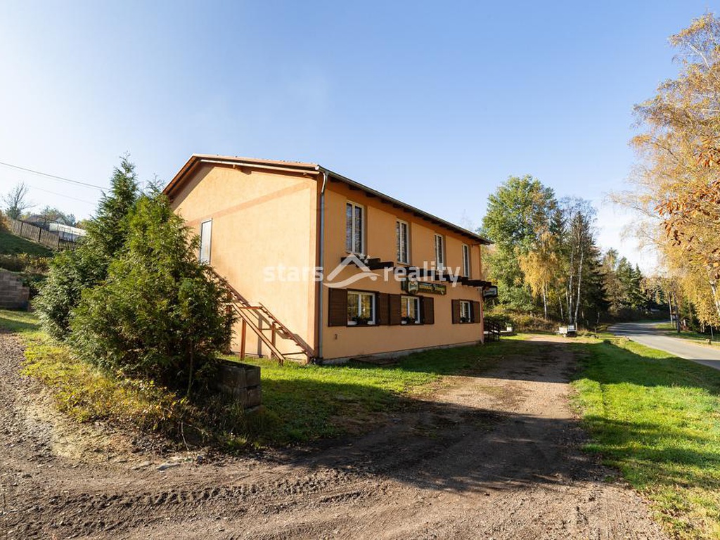 Prodej domu, pozemek 1724 m2, v obci Kamenec okr. Rokycany